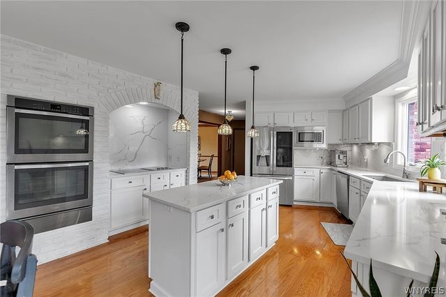 7 Deer Run Court, Amherst, NY 14221