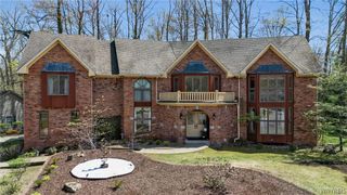 7 Deer Run Court, Amherst, NY 14221
