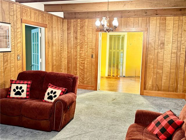 607 West Fox Street, Caldwell, TX 77836