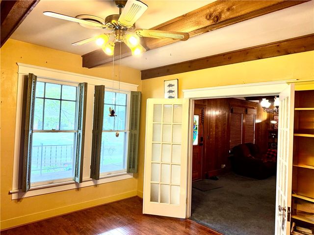 607 West Fox Street, Caldwell, TX 77836