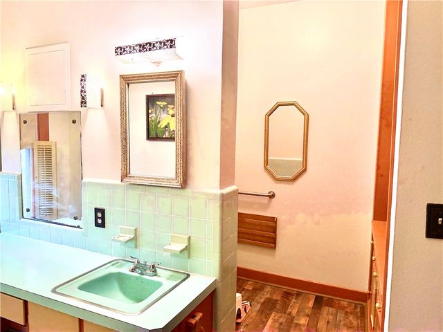 607 West Fox Street, Caldwell, TX 77836