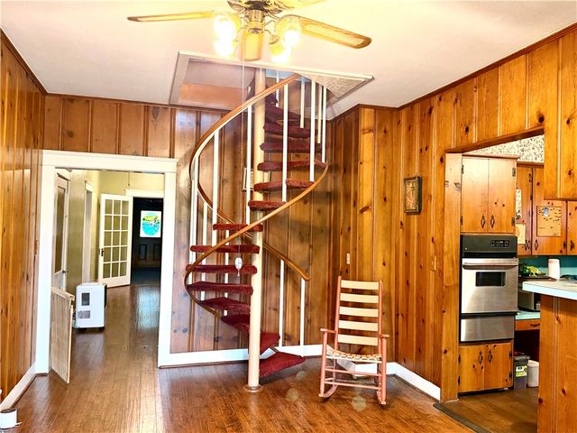 607 West Fox Street, Caldwell, TX 77836