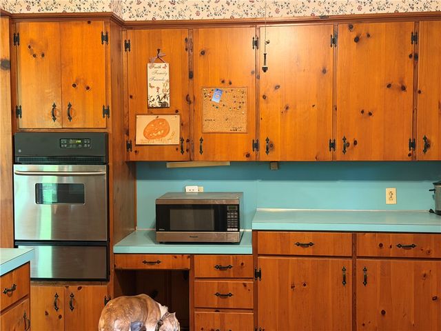 607 West Fox Street, Caldwell, TX 77836