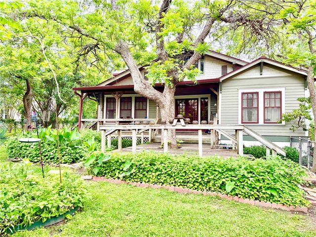 607 West Fox Street, Caldwell, TX 77836