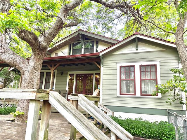 607 West Fox Street, Caldwell, TX 77836
