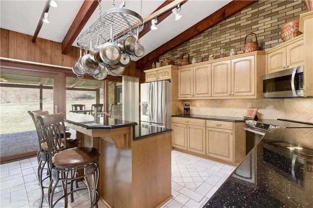 45 Newgate Rd., Kilbuck Twp, PA 15202