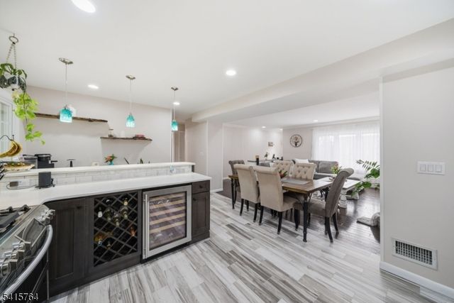 55 N 15Th St, Hawthorne Boro, NJ 07506