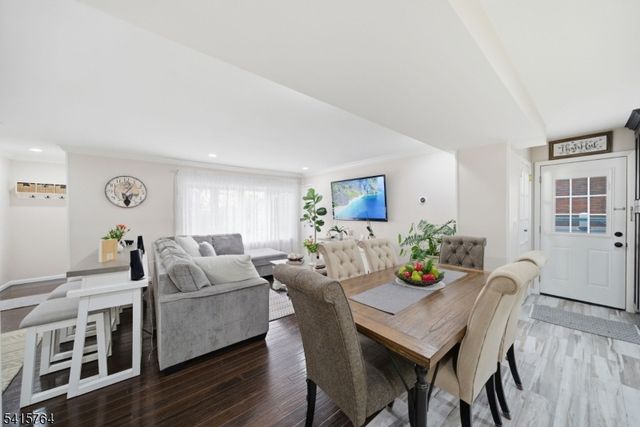 55 N 15Th St, Hawthorne Boro, NJ 07506