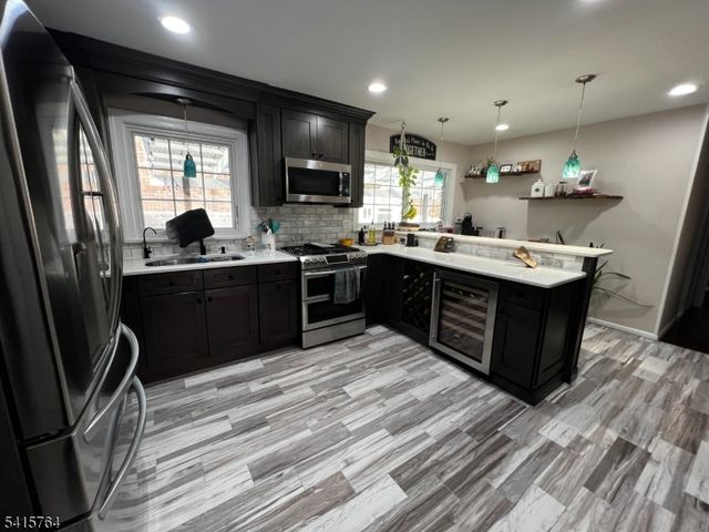 55 N 15Th St, Hawthorne Boro, NJ 07506