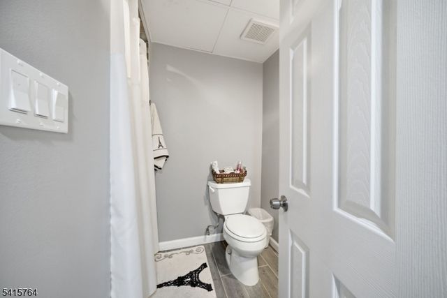 55 N 15Th St, Hawthorne Boro, NJ 07506