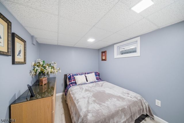 55 N 15Th St, Hawthorne Boro, NJ 07506