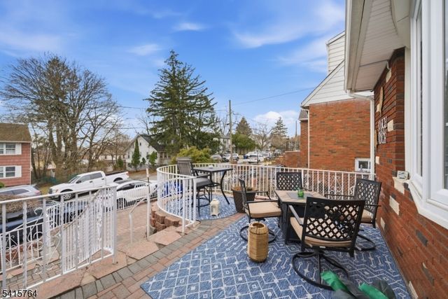 55 N 15Th St, Hawthorne Boro, NJ 07506