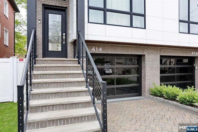 414 Lawton Avenue, Cliffside Park, NJ 07010