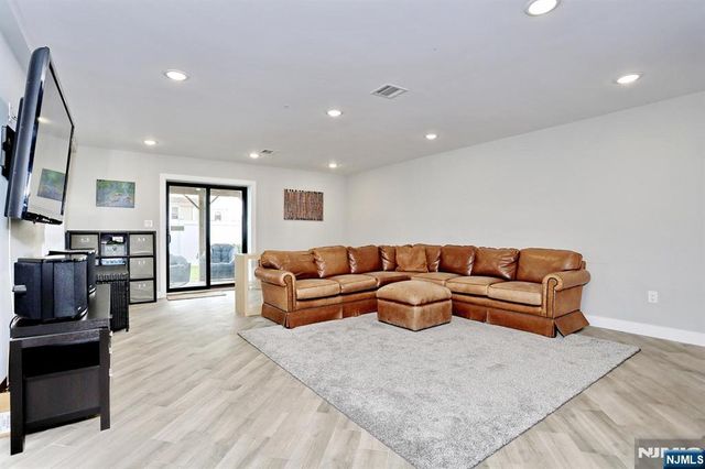 414 Lawton Avenue, Cliffside Park, NJ 07010
