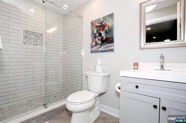 414 Lawton Avenue, Cliffside Park, NJ 07010