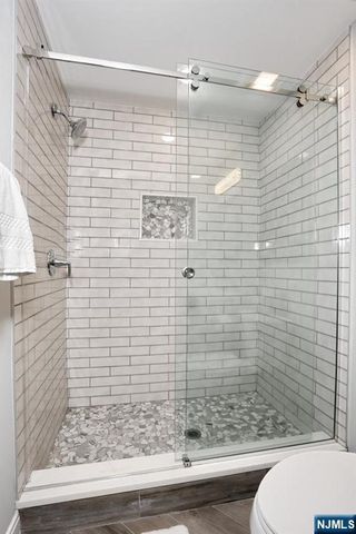 414 Lawton Avenue, Cliffside Park, NJ 07010