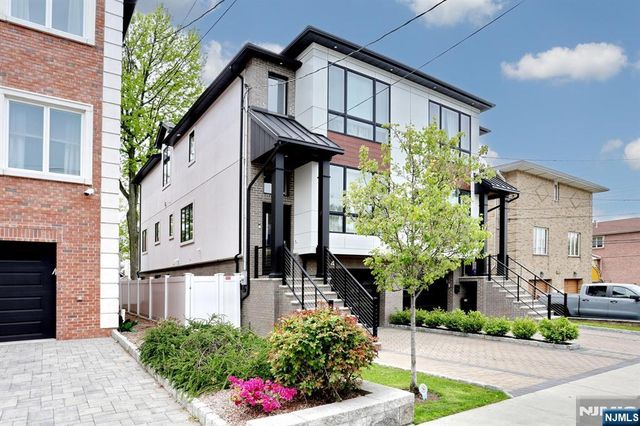 414 Lawton Avenue, Cliffside Park, NJ 07010