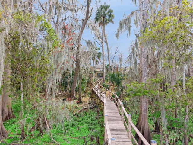 422 SANDRINGHAM COURT, Winter Springs, FL 32708