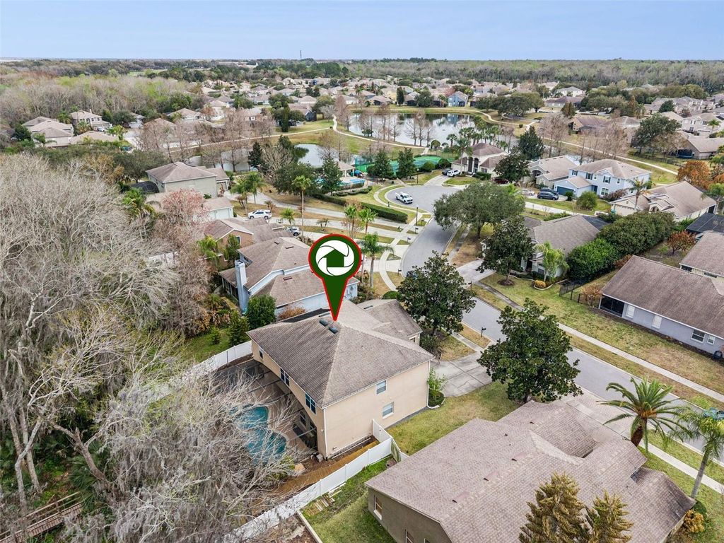 Image 55 of property listing at 422 SANDRINGHAM COURT, Winter Springs, FL 32708