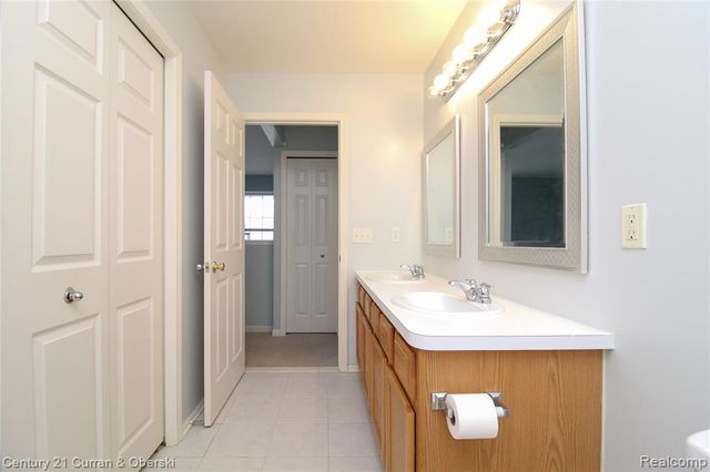 3571 Brooklyn Drive, Canton, MI 48188