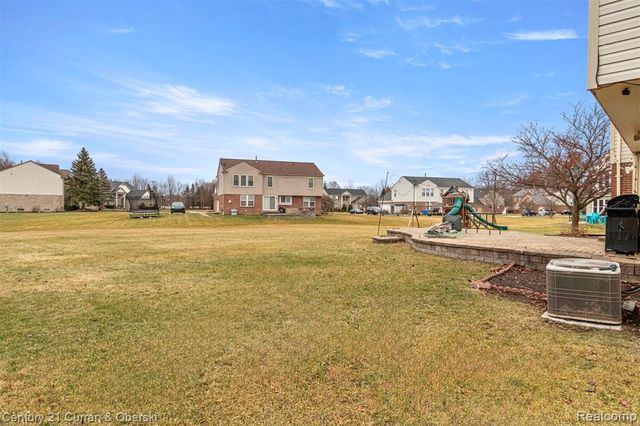 3571 Brooklyn Drive, Canton, MI 48188