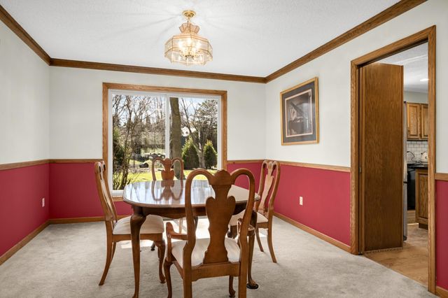 13004 Highpoint Curve, Burnsville, MN 55337