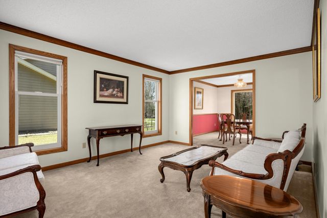 13004 Highpoint Curve, Burnsville, MN 55337