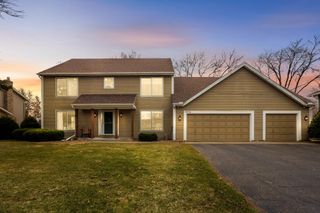 13004 Highpoint Curve, Burnsville, MN 55337