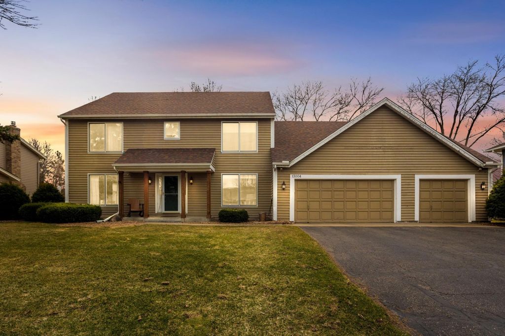 13004 Highpoint Curve, Burnsville, MN 55337
