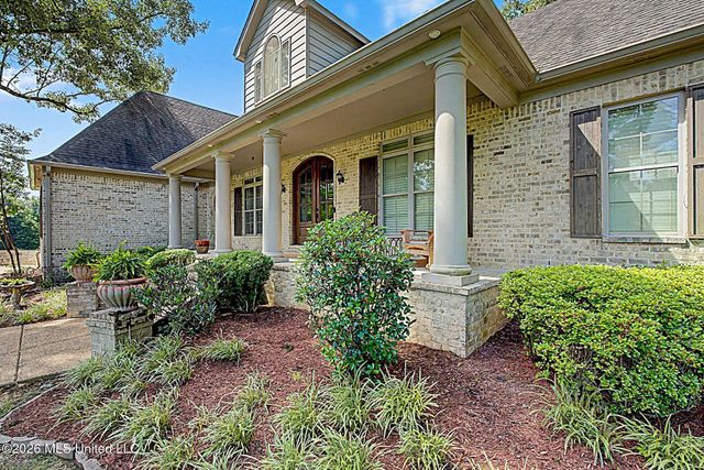 1595 Southern Ridge Trail, Olive Branch, MS 38654