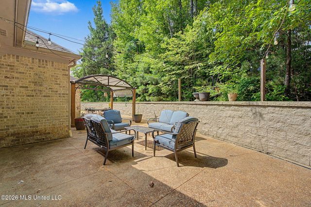 1595 Southern Ridge Trail, Olive Branch, MS 38654