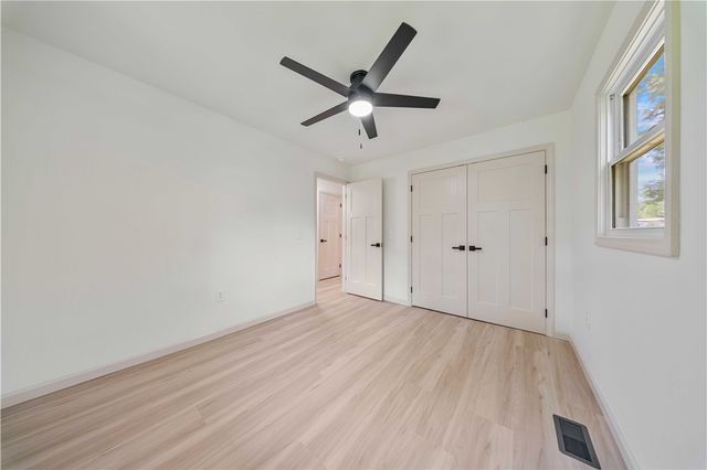 1203 Andersonville Road, Townville, SC 29689