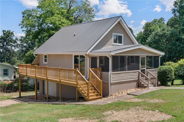 1203 Andersonville Road, Townville, SC 29689