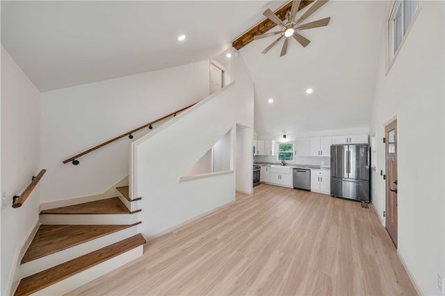 1203 Andersonville Road, Townville, SC 29689