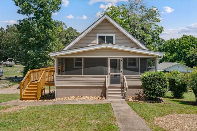1203 Andersonville Road, Townville, SC 29689