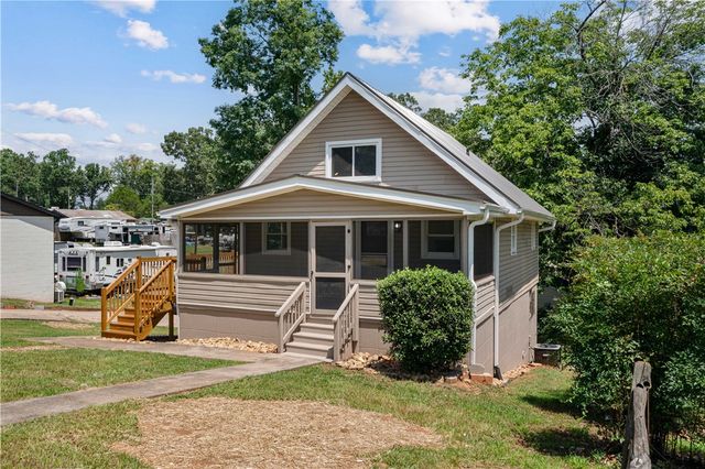 1203 Andersonville Road, Townville, SC 29689