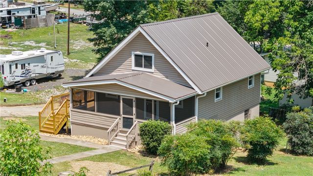 1203 Andersonville Road, Townville, SC 29689