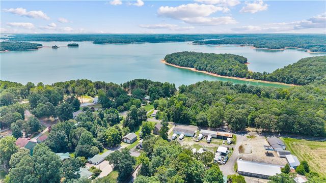 1203 Andersonville Road, Townville, SC 29689