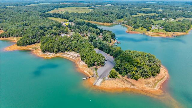 1203 Andersonville Road, Townville, SC 29689