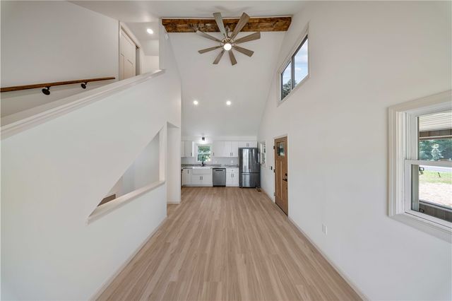 1203 Andersonville Road, Townville, SC 29689