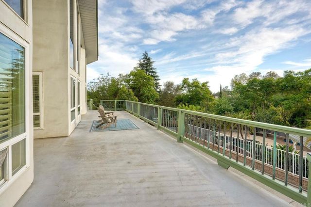 2039 E Mission Road, Fallbrook, CA 92028