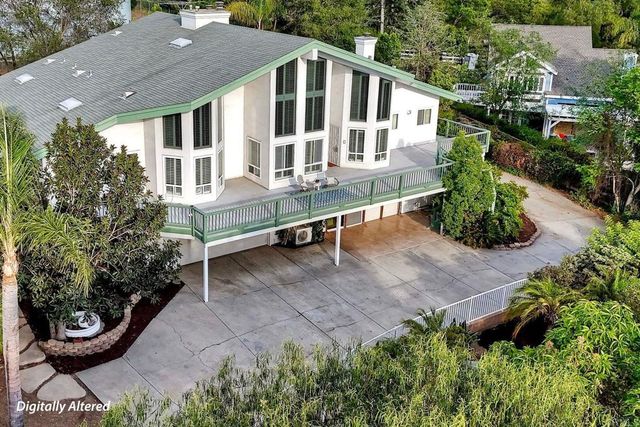 2039 E Mission Road, Fallbrook, CA 92028