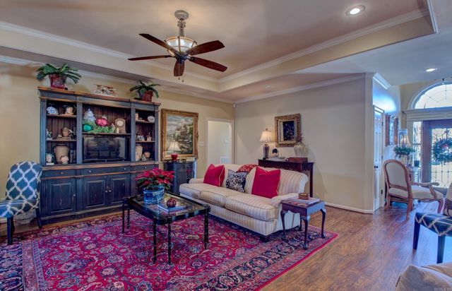 125 Mohawk Dr, Maumelle, AR 72113