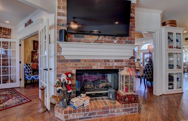 125 Mohawk Dr, Maumelle, AR 72113