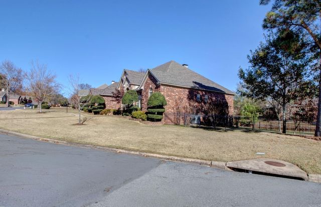 125 Mohawk Dr, Maumelle, AR 72113