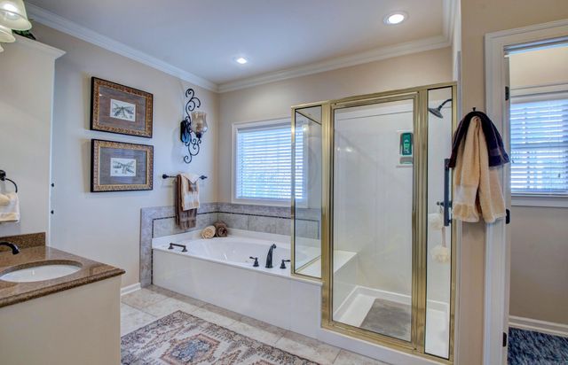 125 Mohawk Dr, Maumelle, AR 72113