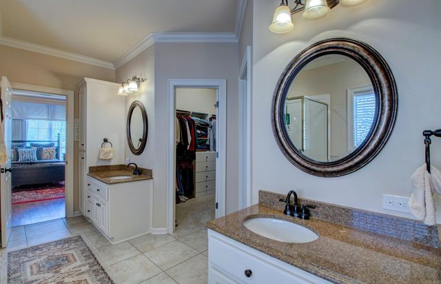 125 Mohawk Dr, Maumelle, AR 72113