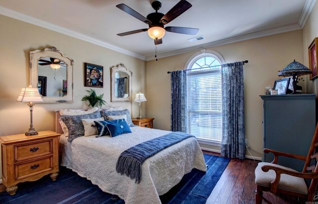 125 Mohawk Dr, Maumelle, AR 72113