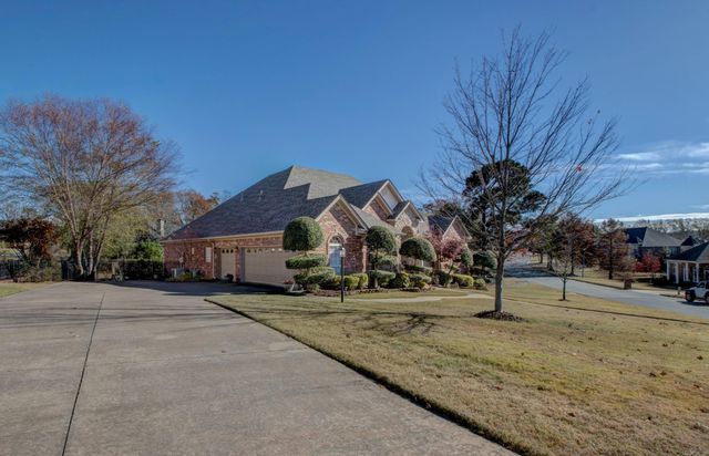 125 Mohawk Dr, Maumelle, AR 72113