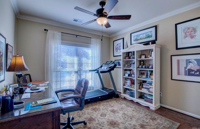 125 Mohawk Dr, Maumelle, AR 72113